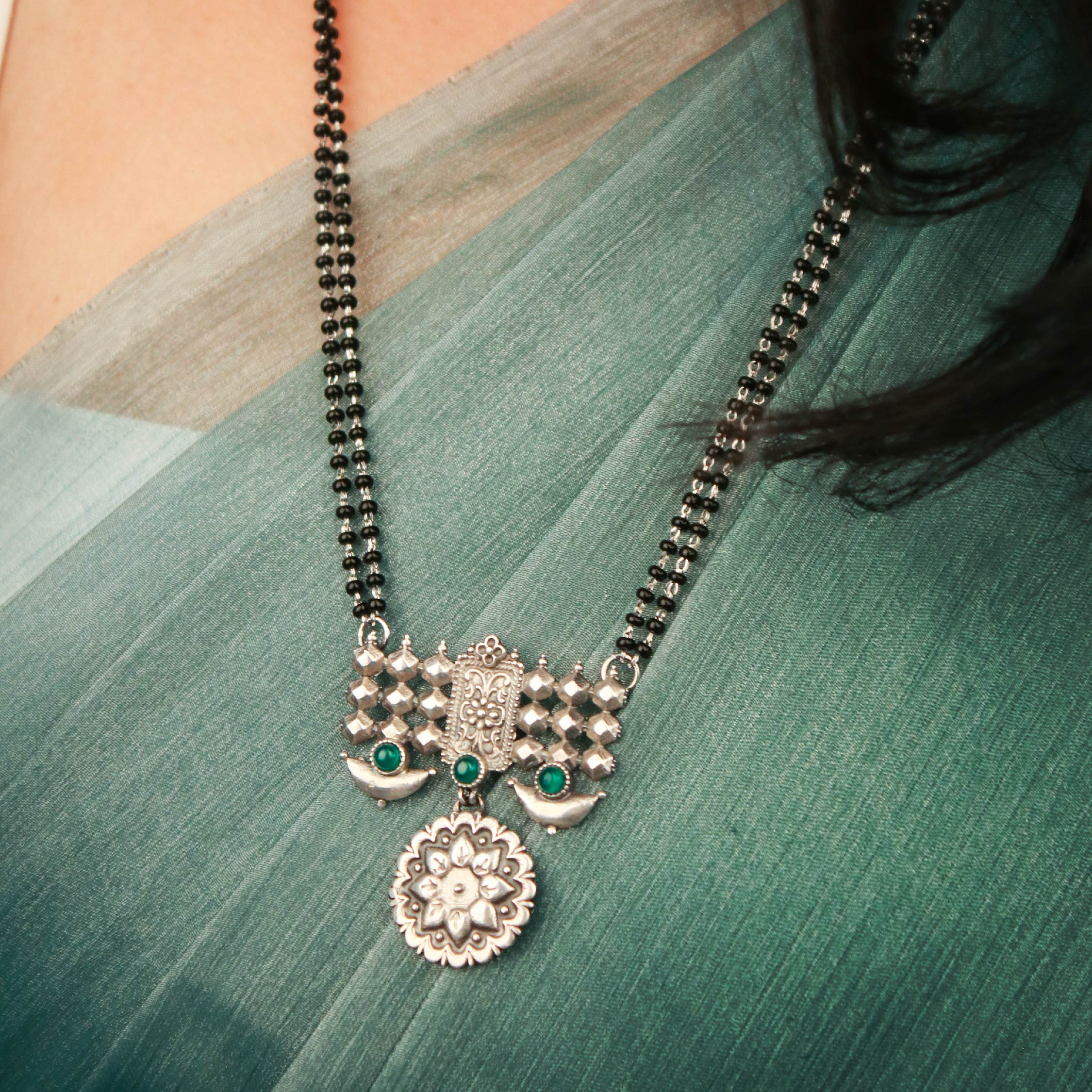 Dulari Silver Mangalsutra [Green] by MOHA - Image 3