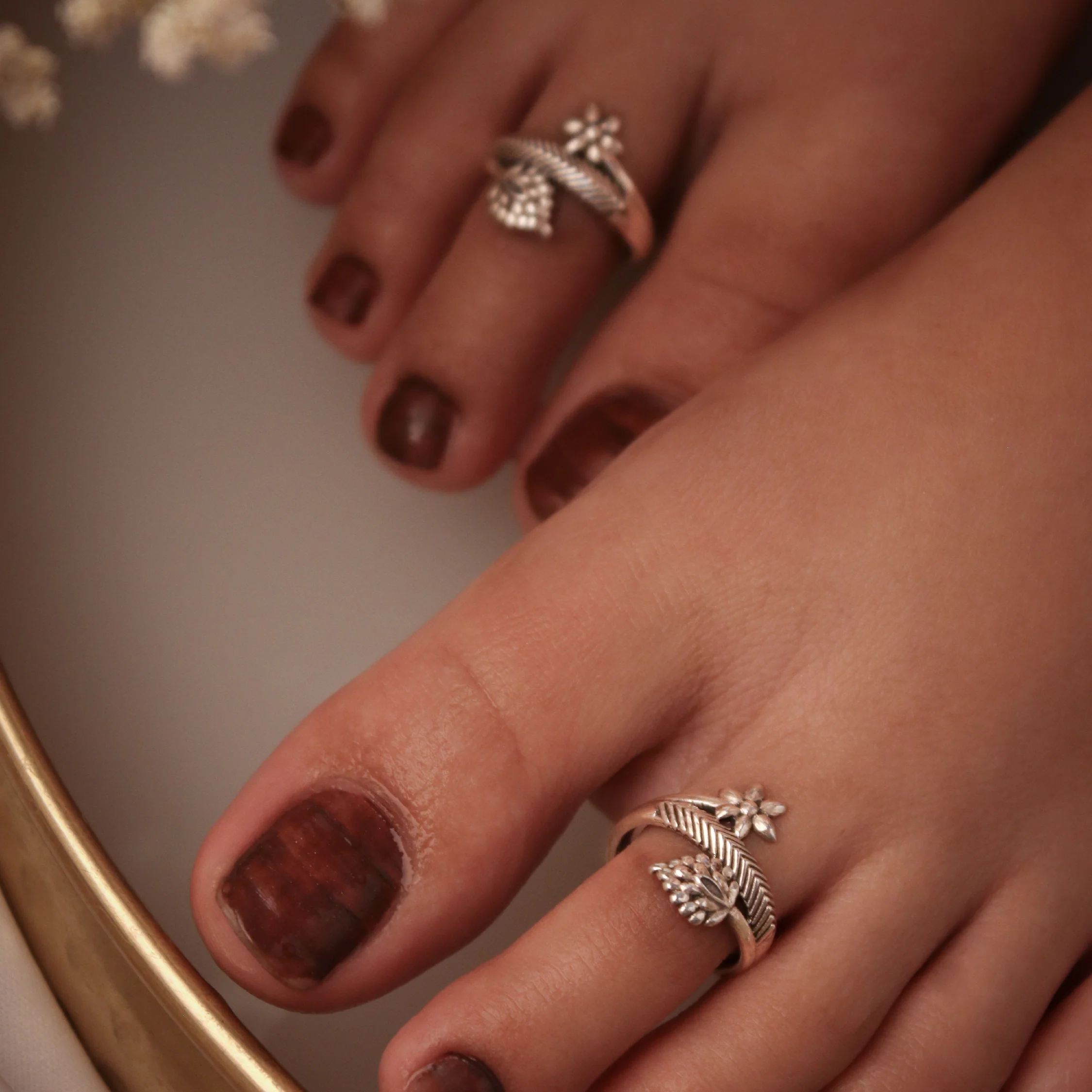 Juhi silver toe rings by Moha - Image 4