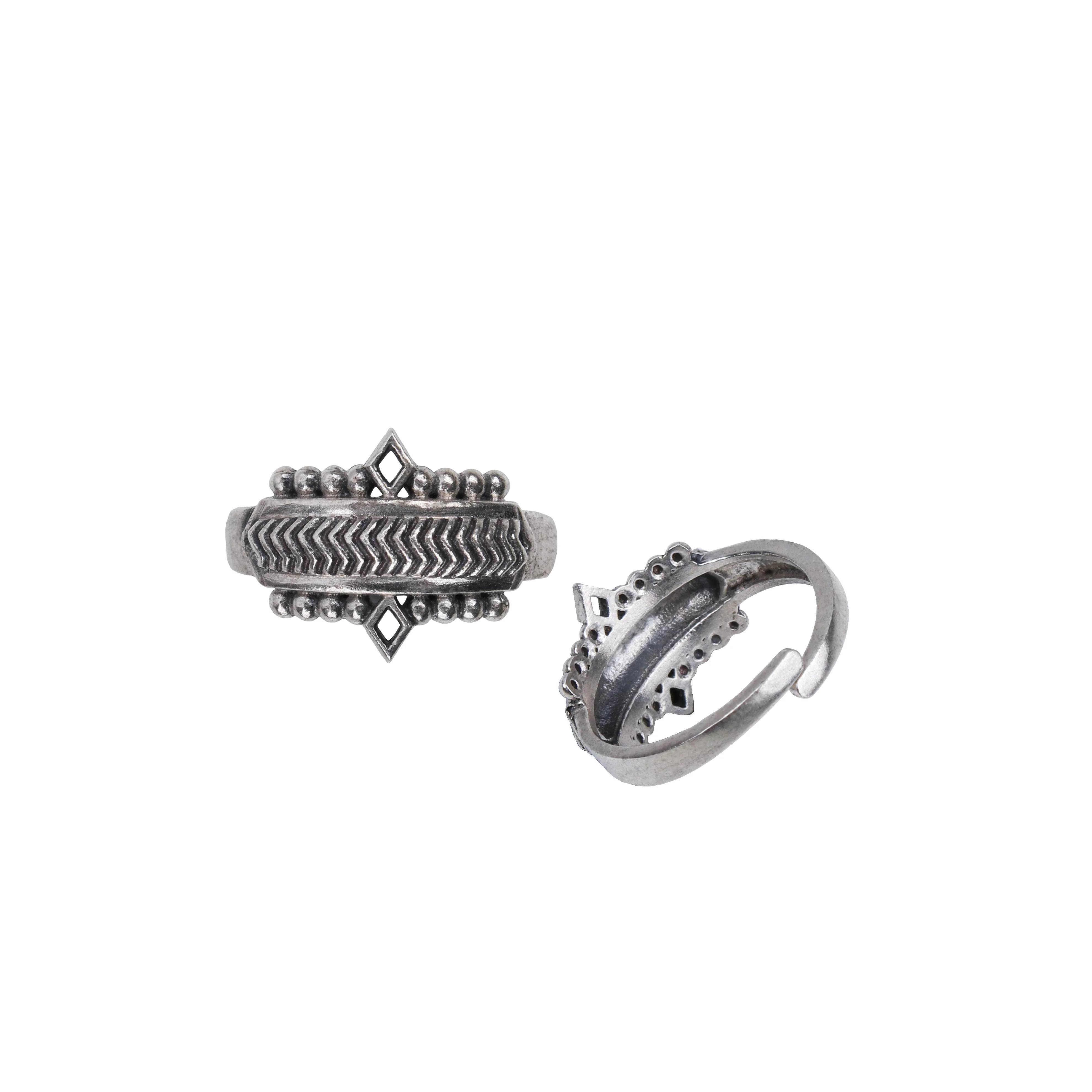 Kalki silver toe ring by Moha - Image 7