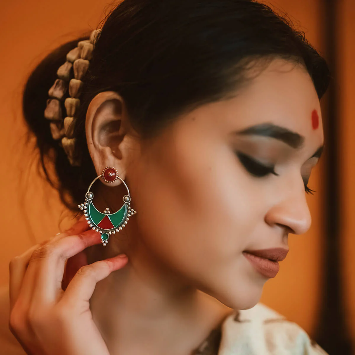 Kharwa Silver Stud Earrings - Image 4