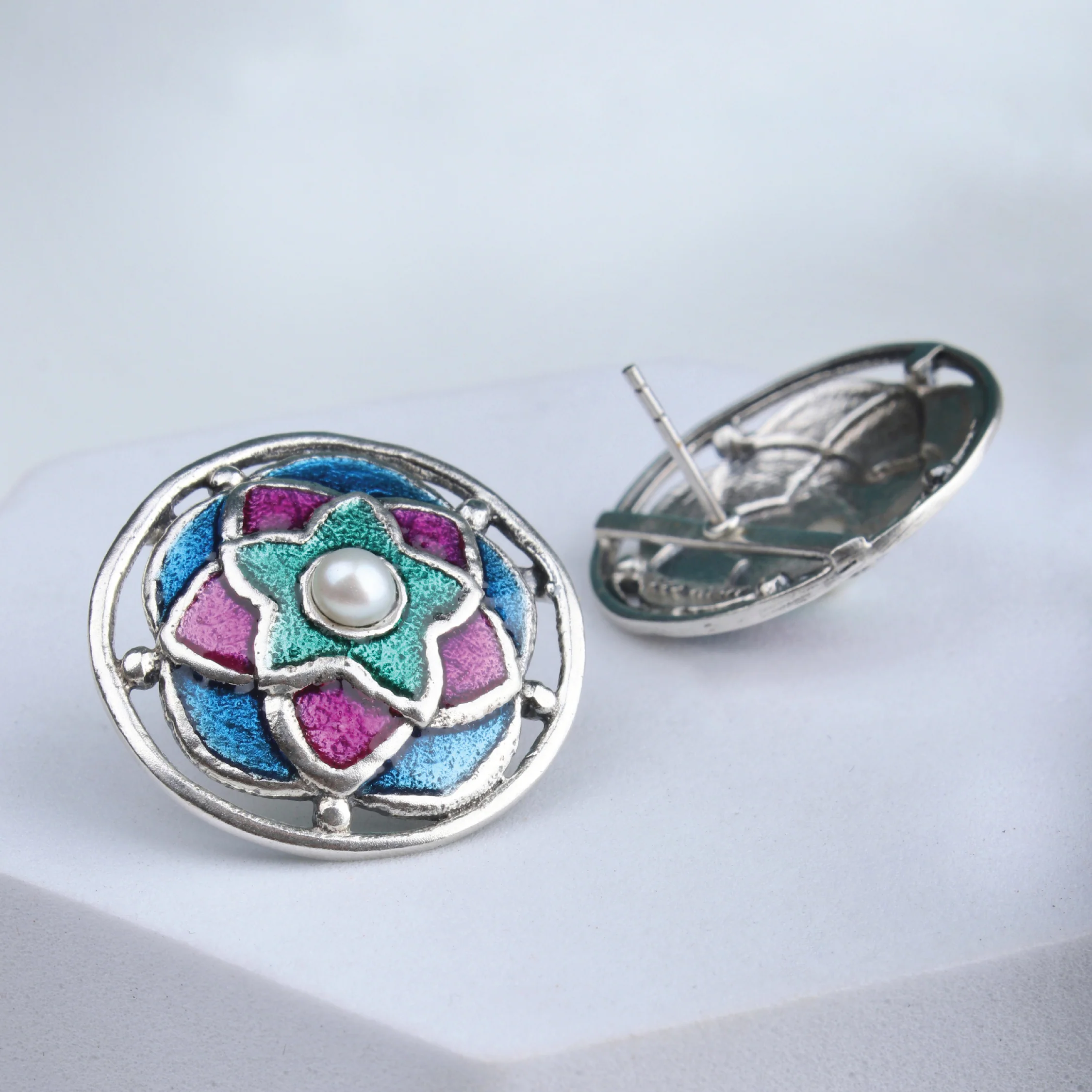 Rangeen Silver Stud Earrings By Moha - Image 4