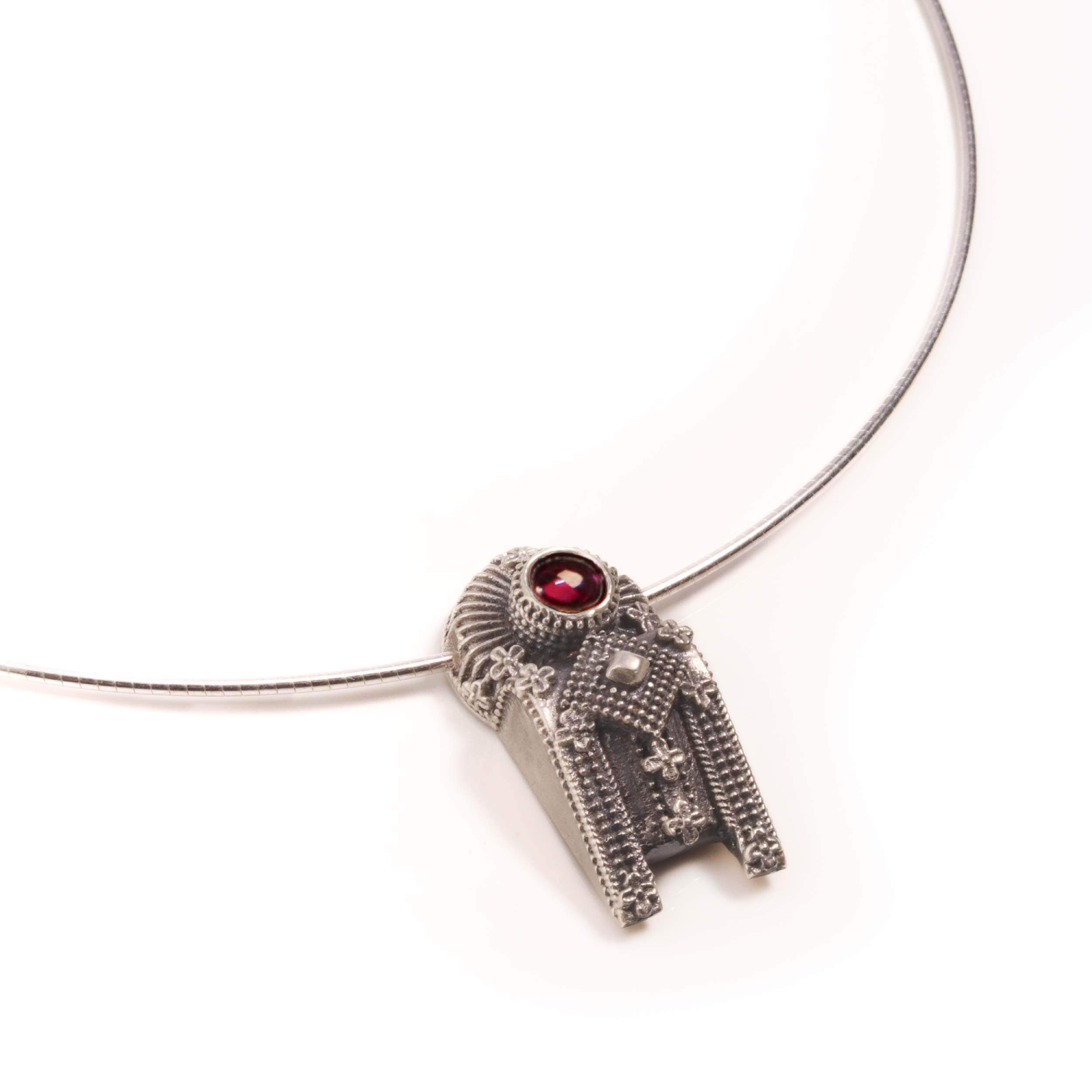 Thoppa Taali Silver Hasli with Rubellite Stone by MOHA - Image 4