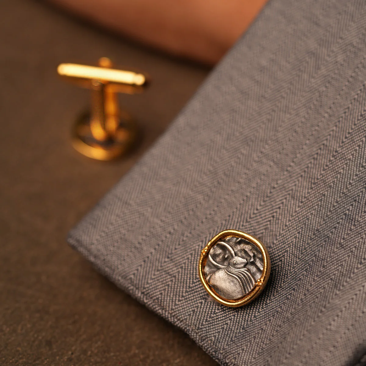 Zebu Silver Cufflinks by MOHA - Image 3